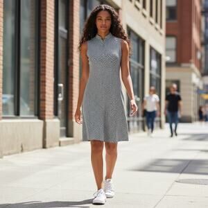 Sport Haley Dress Athleisure Blue & black Geometric print
Size Large